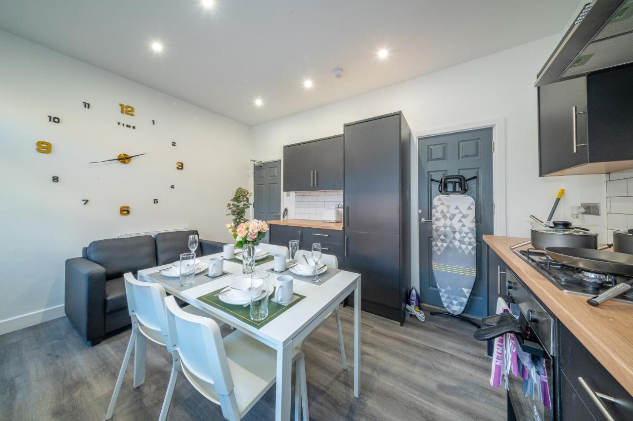 *Rc12S* For Your Most Relaxed & Cosy Stay + Free Parking + Free Fast Wifi * Leeds  Exteriér fotografie
