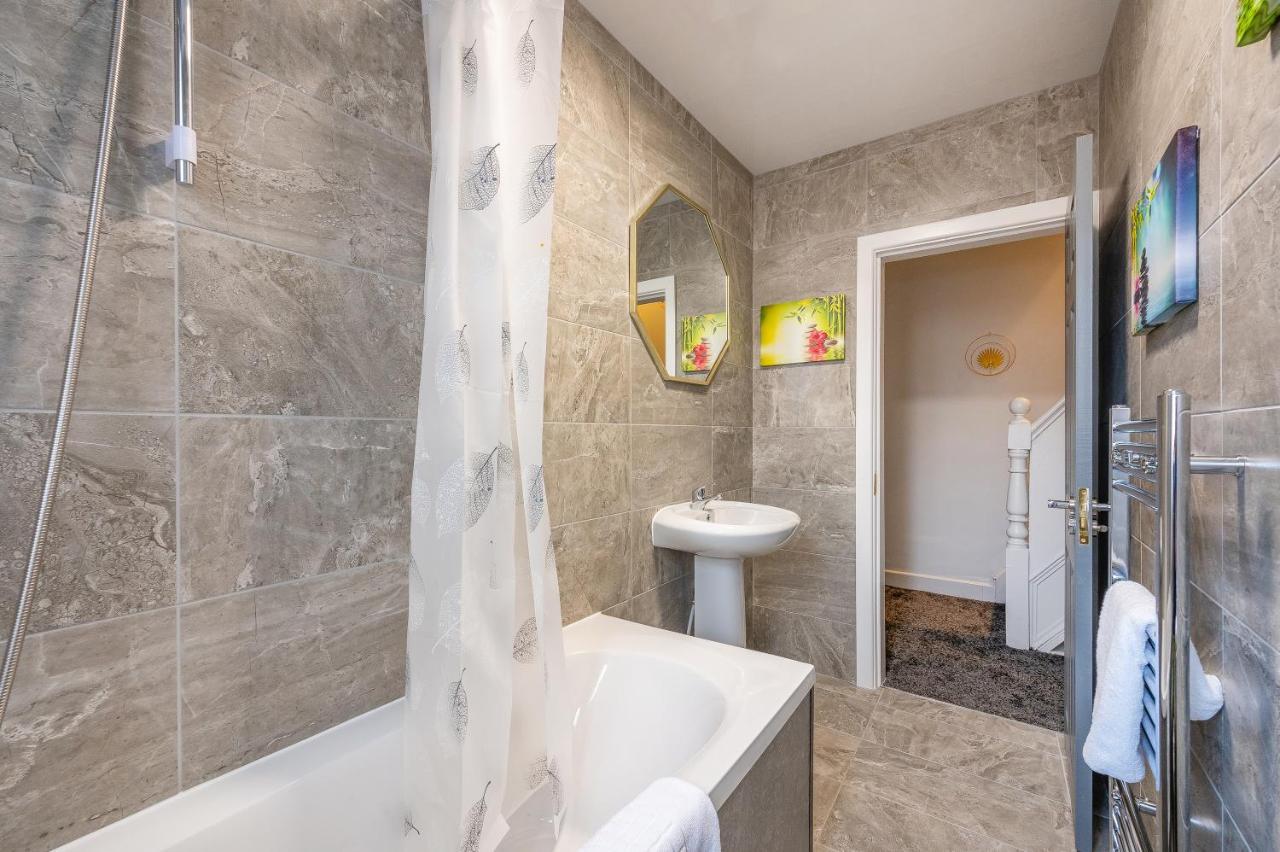 *Rc12S* For Your Most Relaxed & Cosy Stay + Free Parking + Free Fast Wifi * Leeds  Exteriér fotografie